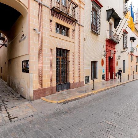 Bonito Callejon En La Juderia By Thegoodtourist Seville Exterior photo